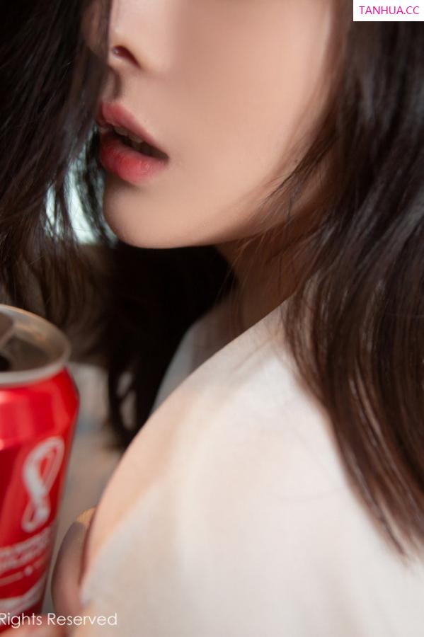 逗逗DouDou  [XiuRen]高清写真图 2022.11.10 No.5836 是小逗逗 短裙美臀第21张图片